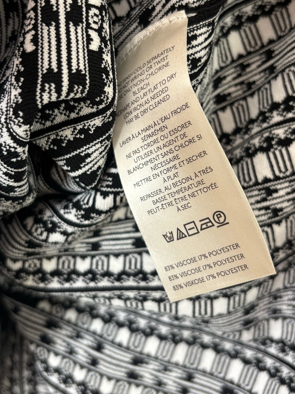 Anthropologie -  Black & White Long-Sleeve Scoop Neck Knit Dress - New With Tags - Picture 9 of 9